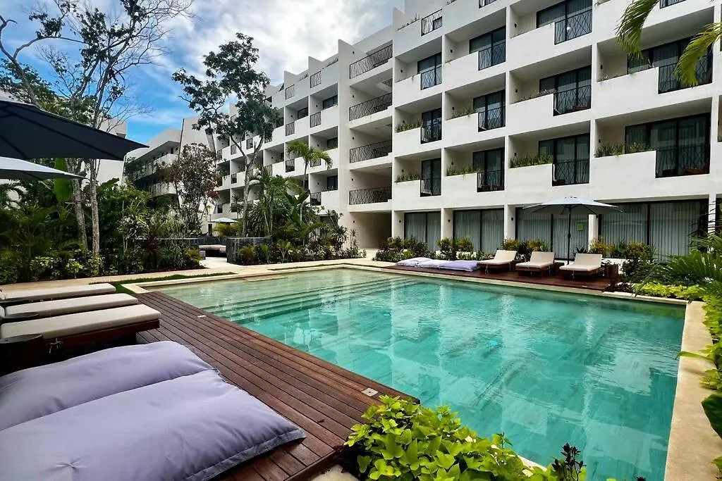 Comfy Plounge Pool Studio Tulum Mexico
